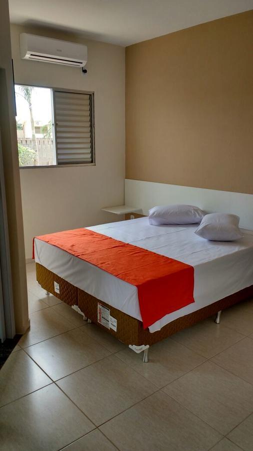 Casas Novas Hotel Penápolis Buitenkant foto